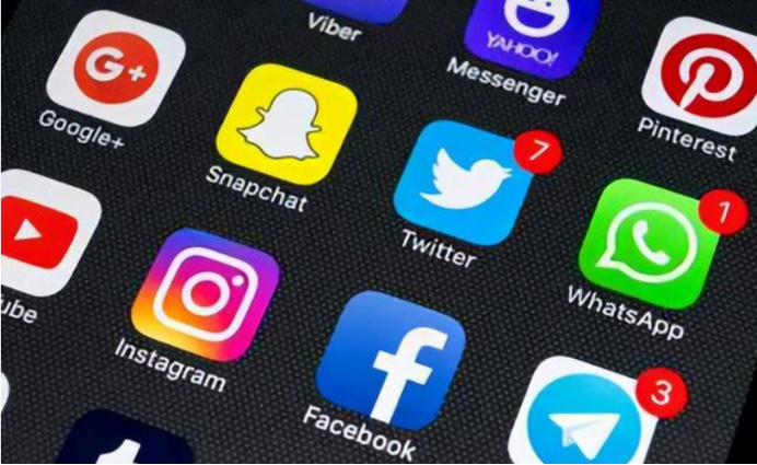 SocialFi 生态快报，3笔重要融资、CYBER遭质疑、Farcaster 将上线